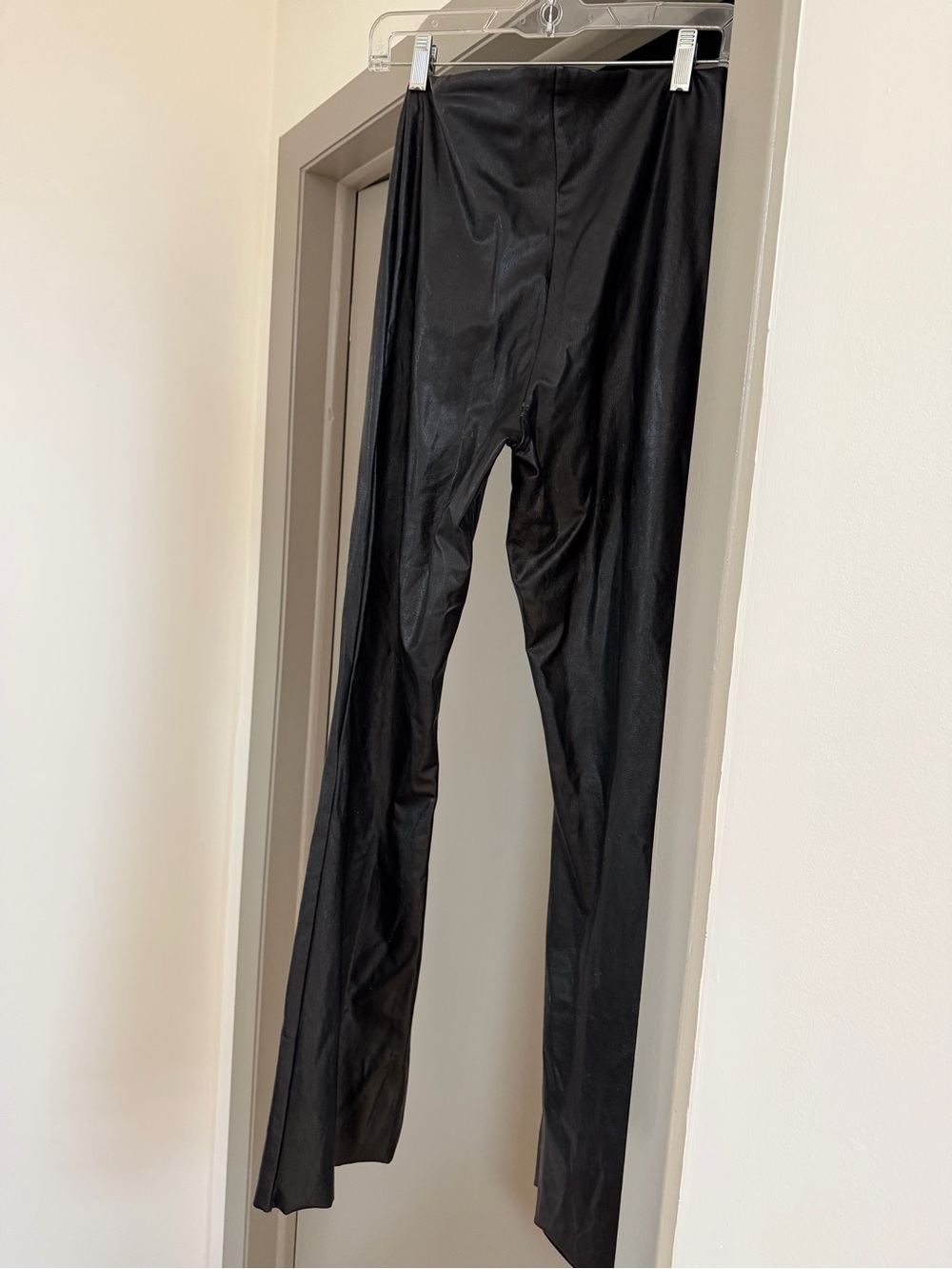 Commando Black Stretch Flair Pants - Great for date night! Look hot!!!